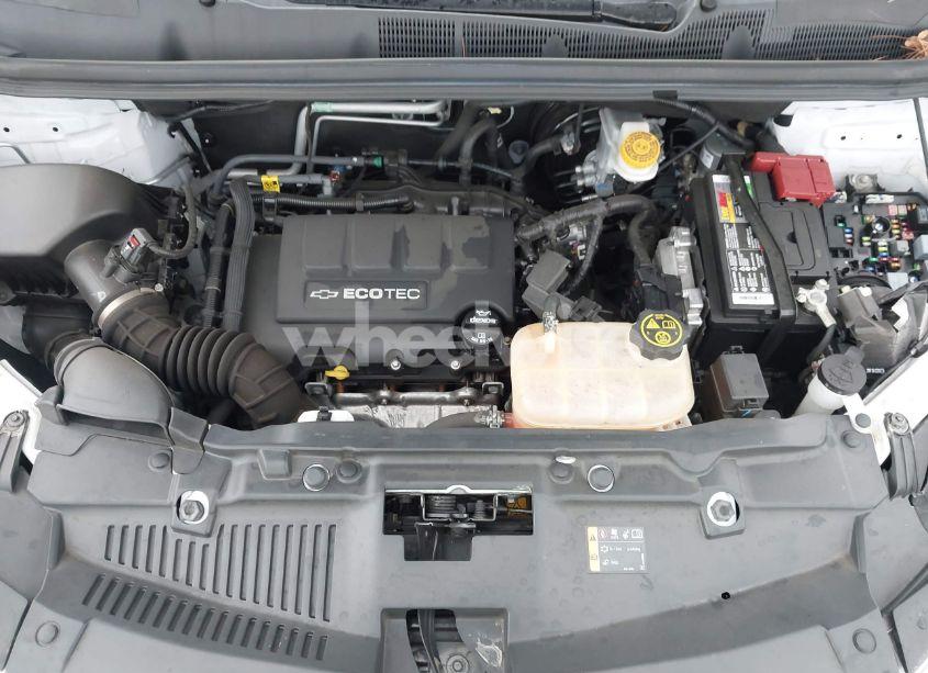 Photo 10 of 2018 Chevrolet Trax LT (VIN 3GNCJLSBXJL383712)