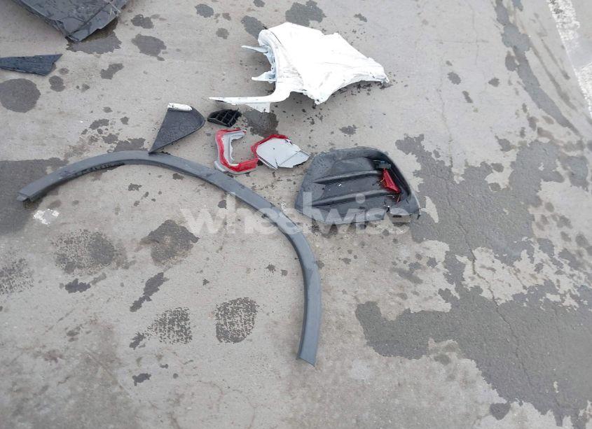 Photo 12 of 2018 Chevrolet Trax LT (VIN 3GNCJLSBXJL383712)