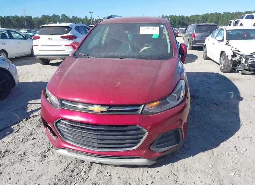 Photo 12 of 2018 Chevrolet Trax LT (VIN 3GNCJLSBXJL412710)
