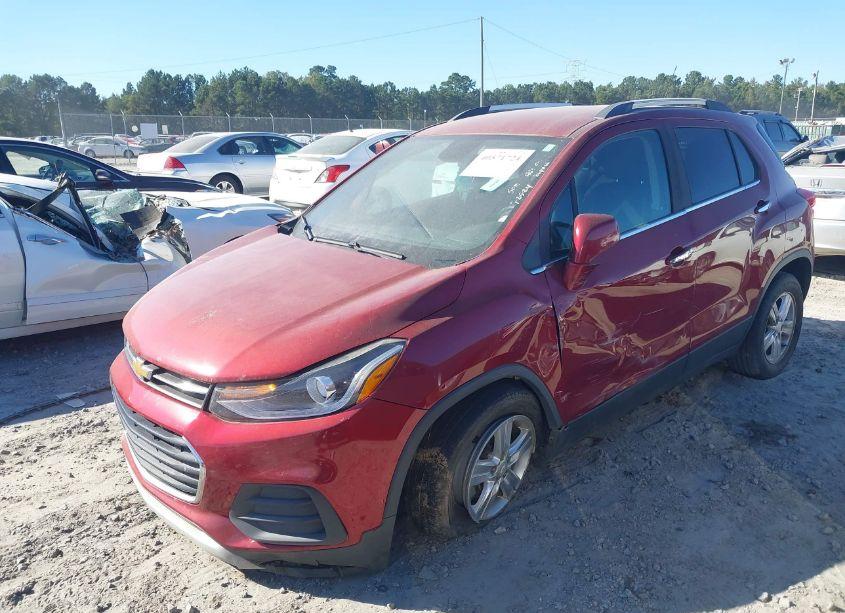 Photo 2 of 2018 Chevrolet Trax LT (VIN 3GNCJLSBXJL412710)
