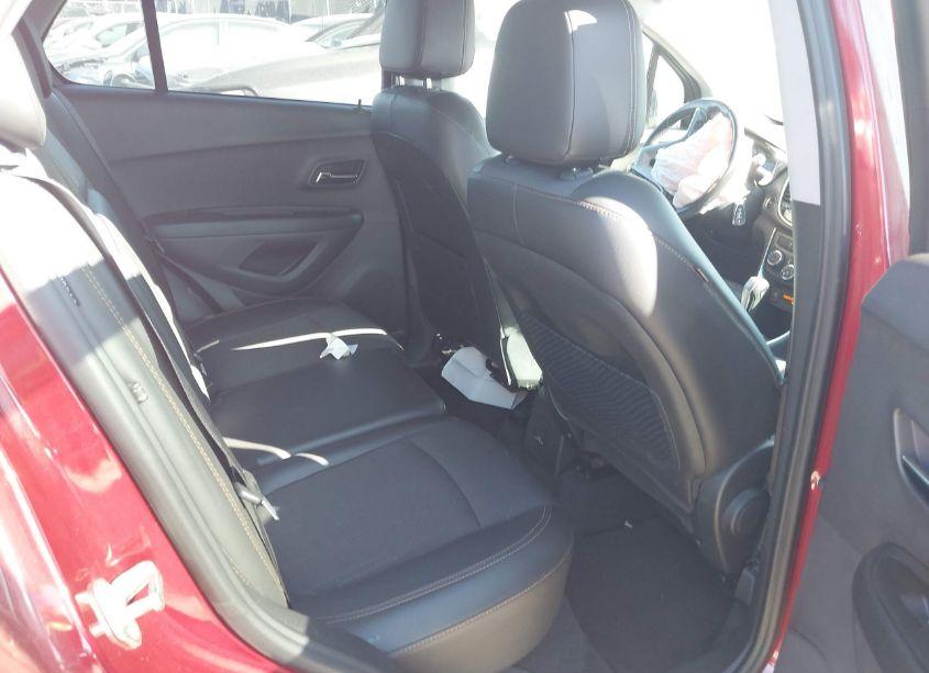 Photo 8 of 2018 Chevrolet Trax LT (VIN 3GNCJLSBXJL412710)