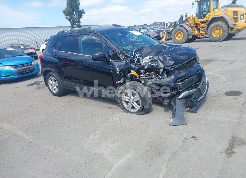 2019 Chevrolet Trax LT (VIN 3GNCJLSBXKL189960) main photo