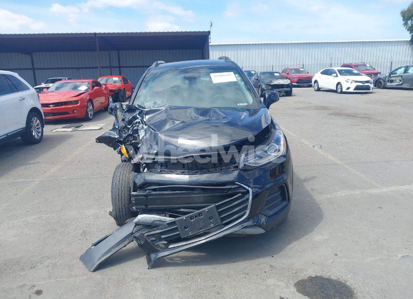 Photo 12 of 2019 Chevrolet Trax LT (VIN 3GNCJLSBXKL189960)