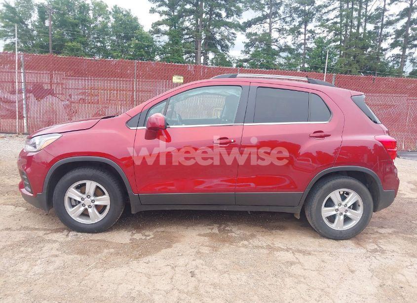 Photo 14 of 2019 Chevrolet Trax LT (VIN 3GNCJLSBXKL207325)
