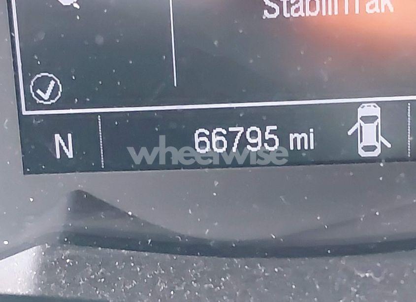 Photo 16 of 2019 Chevrolet Trax LT (VIN 3GNCJLSBXKL395800)