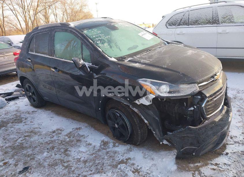 2019 Chevrolet Trax LT (VIN 3GNCJLSBXKL402504) main photo