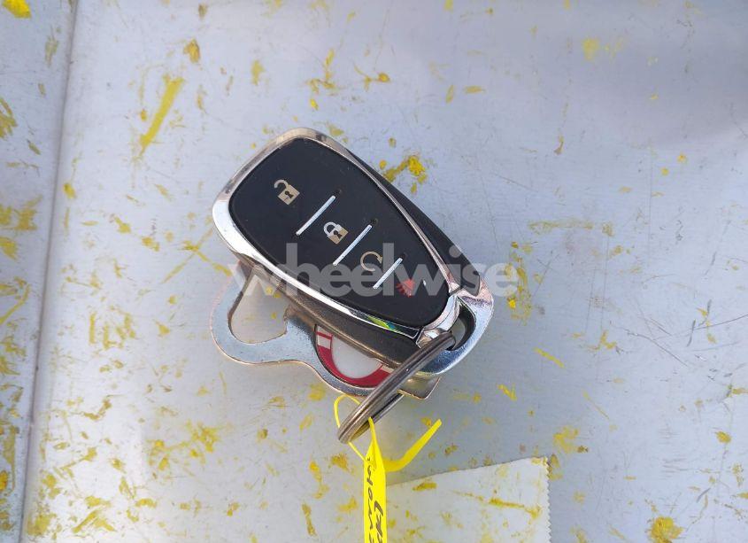 Photo 11 of 2019 Chevrolet Trax LT (VIN 3GNCJLSBXKL402504)