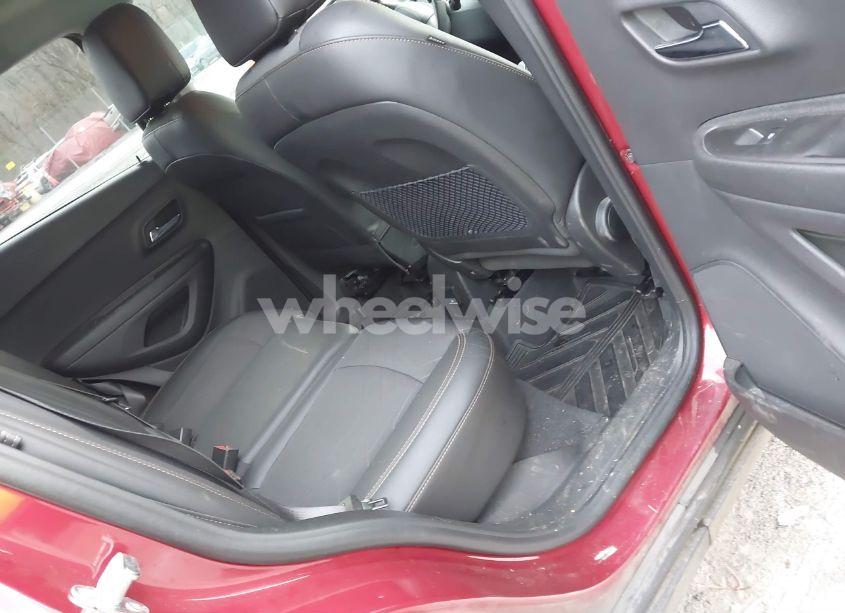 Photo 8 of 2020 Chevrolet Trax FWD LT (VIN 3GNCJLSBXLL250791)