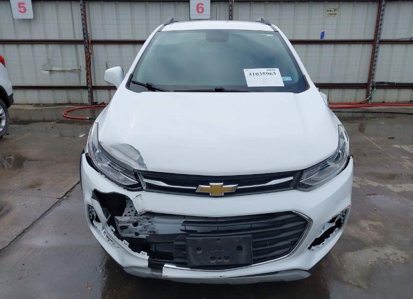 Photo 12 of 2020 Chevrolet Trax FWD LT (VIN 3GNCJLSBXLL326817)