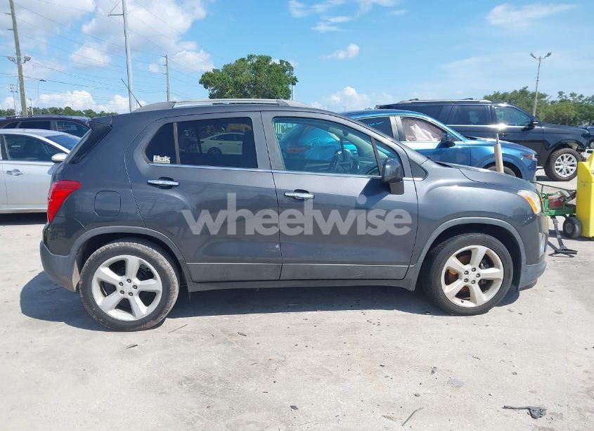 Photo 13 of 2016 Chevrolet Trax LTZ (VIN 3GNCJMSB1GL163244)