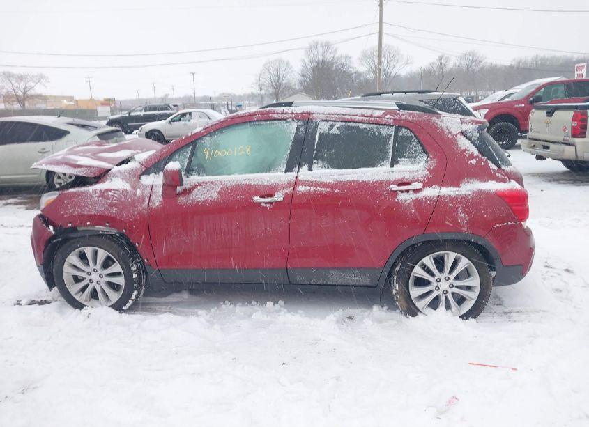 Photo 14 of 2018 Chevrolet Trax PREMIER (VIN 3GNCJMSB2JL366554)