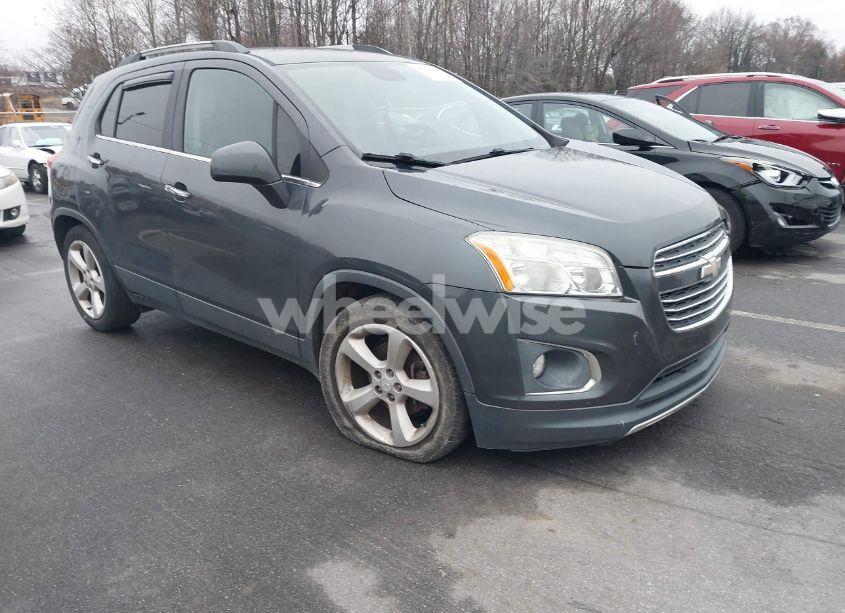 2016 Chevrolet Trax LTZ (VIN 3GNCJMSB4GL167028) main photo