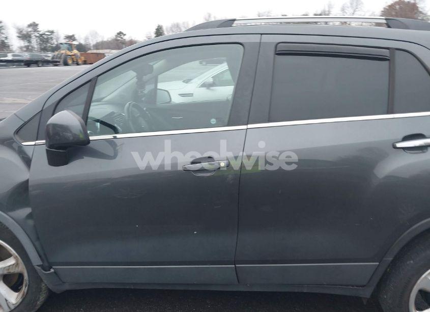 Photo 14 of 2016 Chevrolet Trax LTZ (VIN 3GNCJMSB4GL167028)