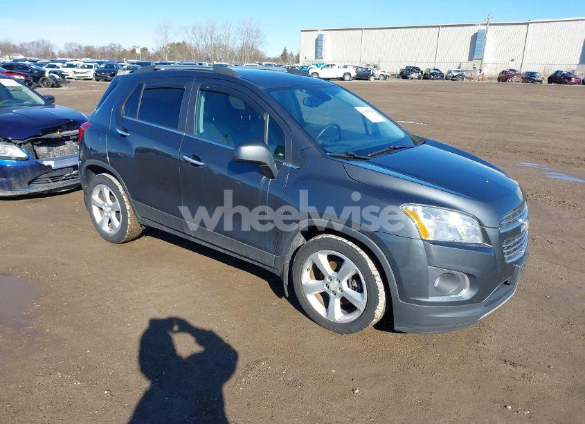 2016 Chevrolet Trax LTZ (VIN 3GNCJMSB9GL160818) main photo