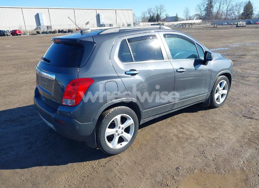 Photo 4 of 2016 Chevrolet Trax LTZ (VIN 3GNCJMSB9GL160818)