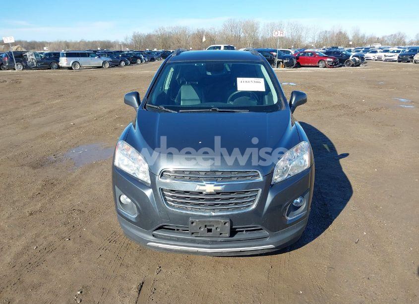 Photo 6 of 2016 Chevrolet Trax LTZ (VIN 3GNCJMSB9GL160818)