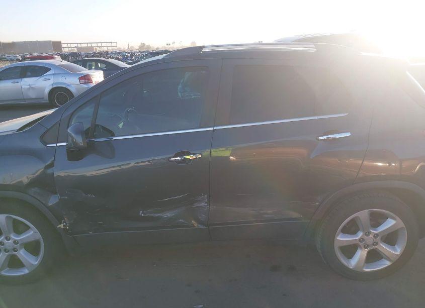 Photo 14 of 2016 Chevrolet Trax LTZ (VIN 3GNCJMSBXGL172363)