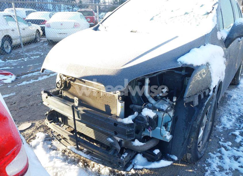 Photo 6 of 2016 Chevrolet Trax 1LS (VIN 3GNCJNSB0GL245942)