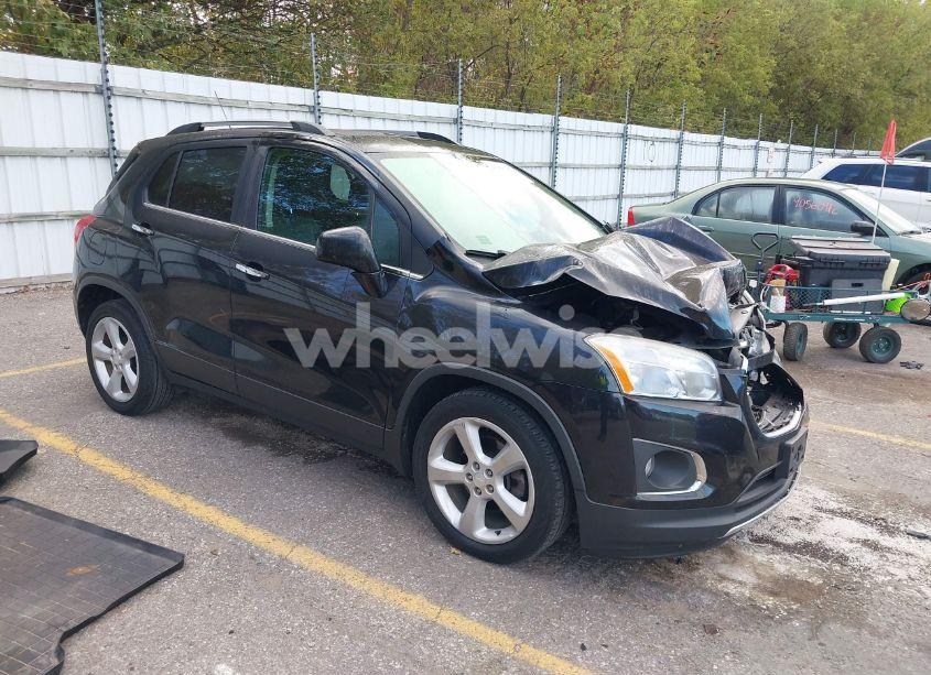 2015 Chevrolet Trax LTZ (VIN 3GNCJNSB1FL213855) main photo