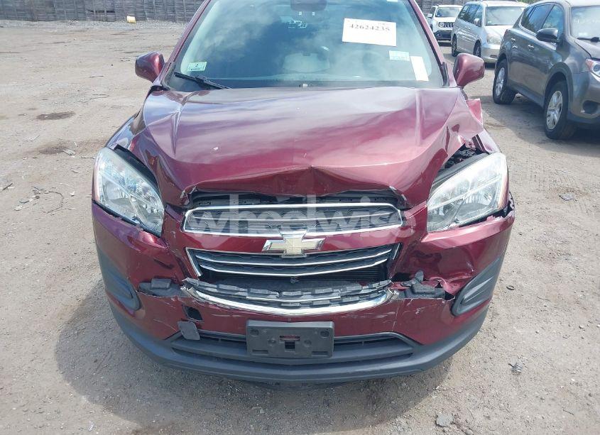 Photo 6 of 2016 Chevrolet Trax 1LS (VIN 3GNCJNSB1GL246193)