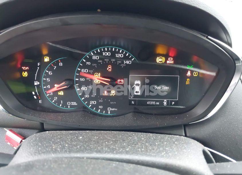 Photo 7 of 2019 Chevrolet Trax LS (VIN 3GNCJNSB1KL156115)