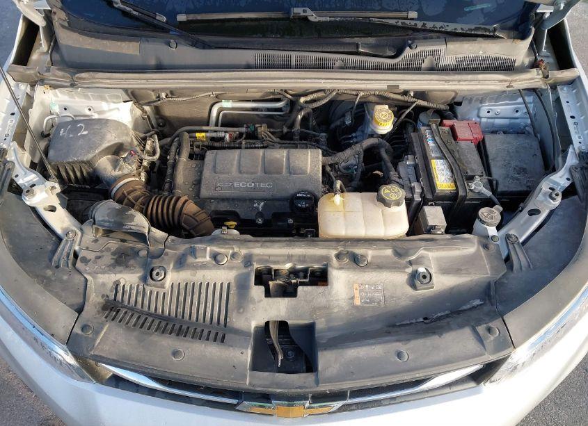 Photo 10 of 2019 Chevrolet Trax LS (VIN 3GNCJNSB1KL229421)