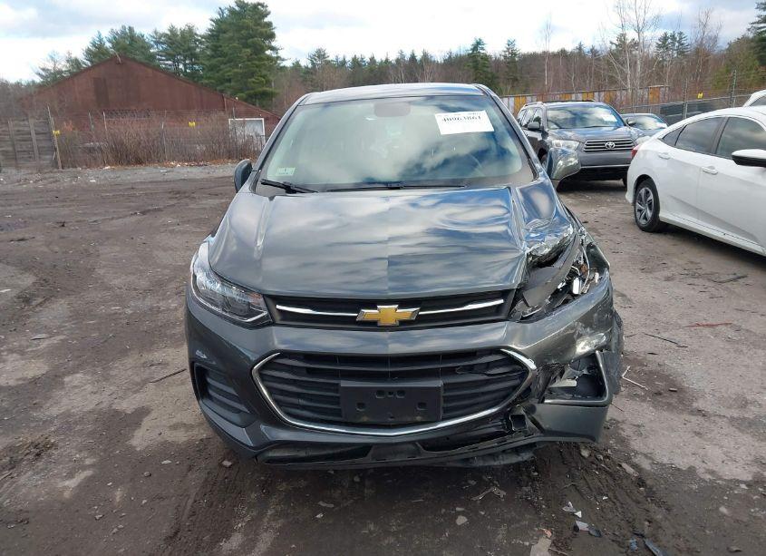 Photo 12 of 2019 Chevrolet Trax LS (VIN 3GNCJNSB1KL327865)