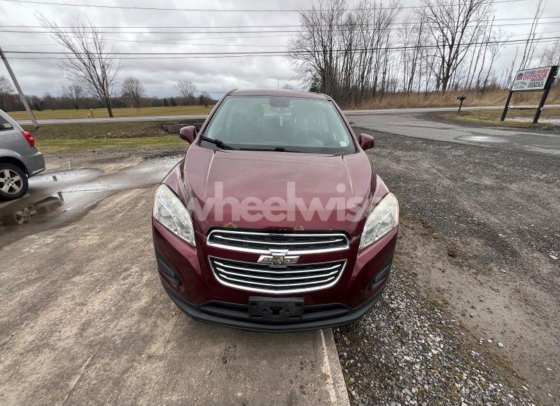 Photo 6 of 2016 Chevrolet Trax 1LS (VIN 3GNCJNSB2GL234697)