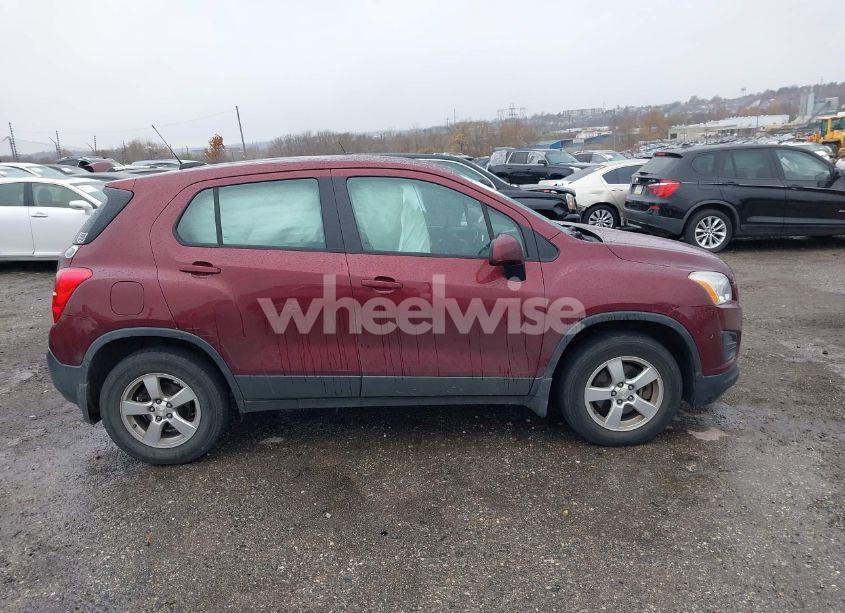 Photo 14 of 2016 Chevrolet Trax 1LS (VIN 3GNCJNSB2GL266890)