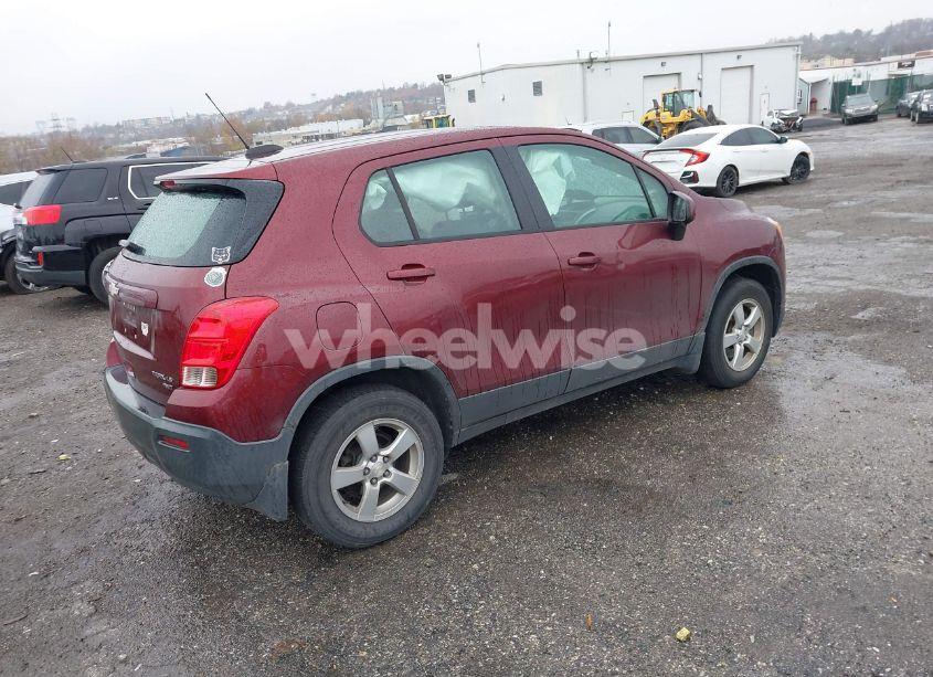 Photo 4 of 2016 Chevrolet Trax 1LS (VIN 3GNCJNSB2GL266890)