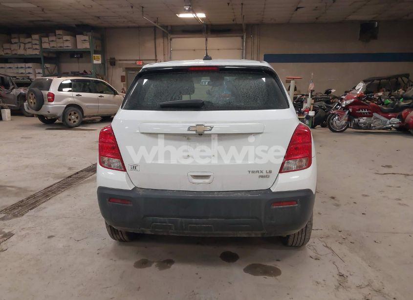 Photo 16 of 2016 Chevrolet Trax 1LS (VIN 3GNCJNSB2GL279607)