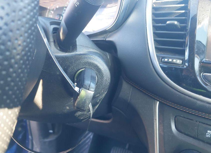 Photo 11 of 2017 Chevrolet Trax LS (VIN 3GNCJNSB2HL185437)