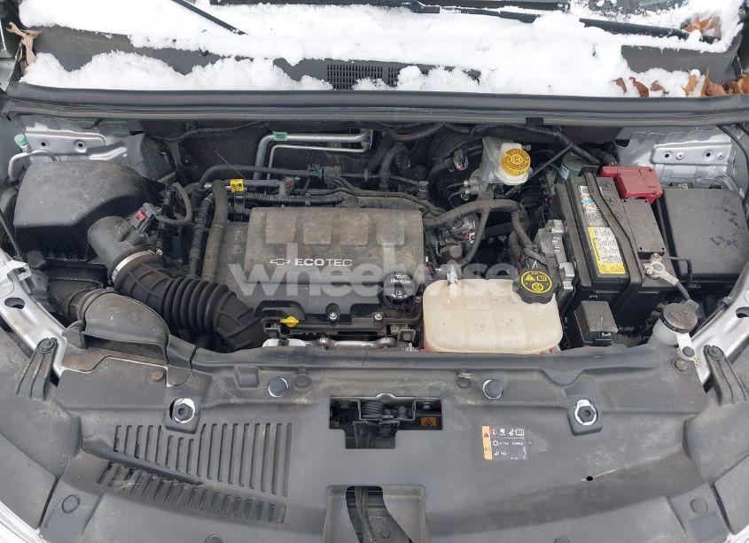 Photo 10 of 2018 Chevrolet Trax LS (VIN 3GNCJNSB2JL155294)