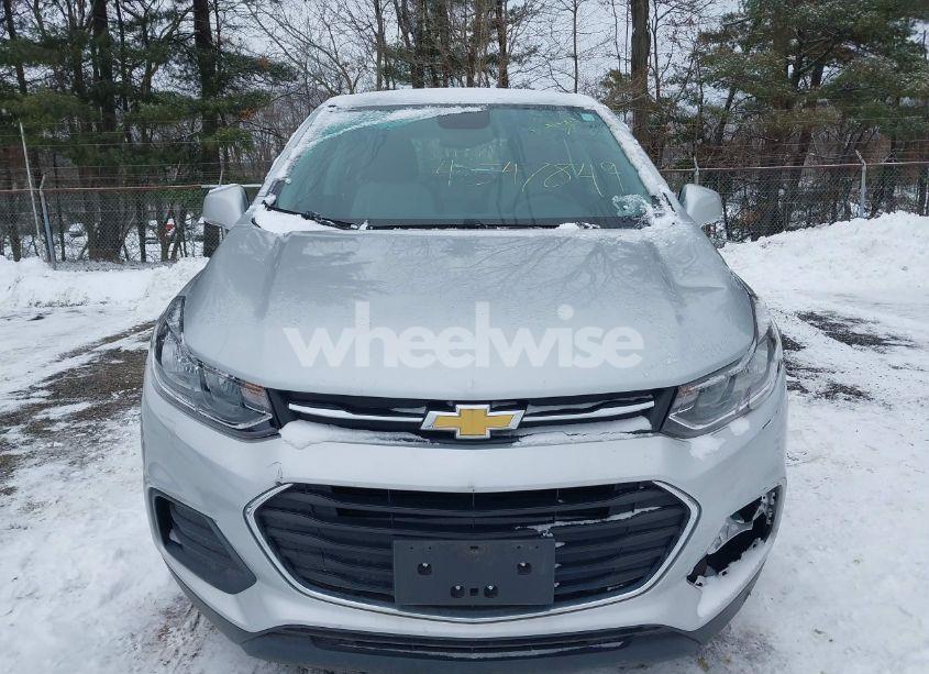 Photo 12 of 2018 Chevrolet Trax LS (VIN 3GNCJNSB2JL155294)