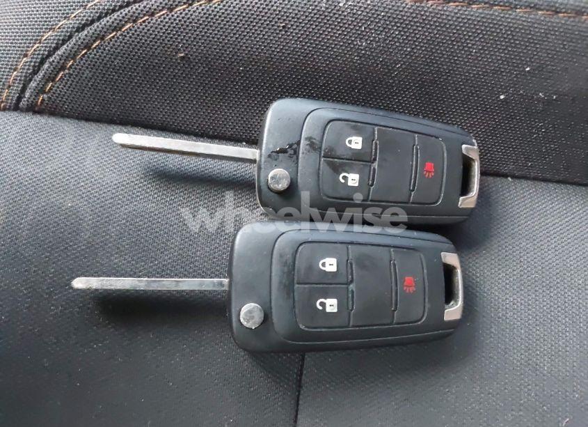 Photo 11 of 2018 Chevrolet Trax LS (VIN 3GNCJNSB2JL368178)