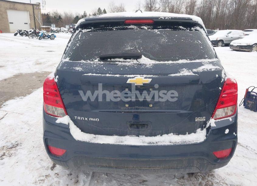 Photo 16 of 2018 Chevrolet Trax LS (VIN 3GNCJNSB2JL368178)
