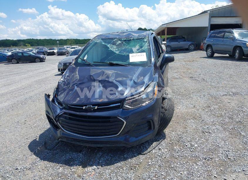 Photo 13 of 2019 Chevrolet Trax LS (VIN 3GNCJNSB2KL237382)