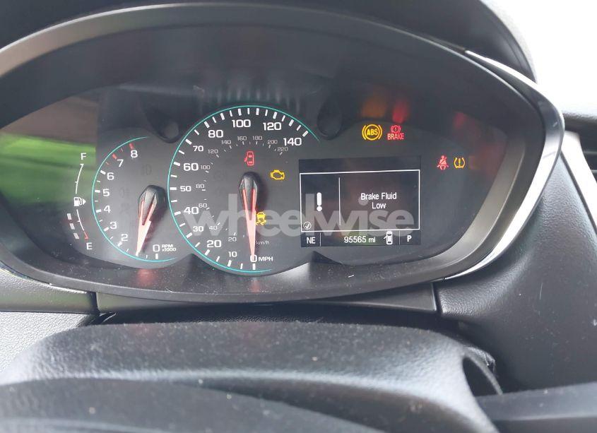 Photo 7 of 2019 Chevrolet Trax LS (VIN 3GNCJNSB2KL282967)