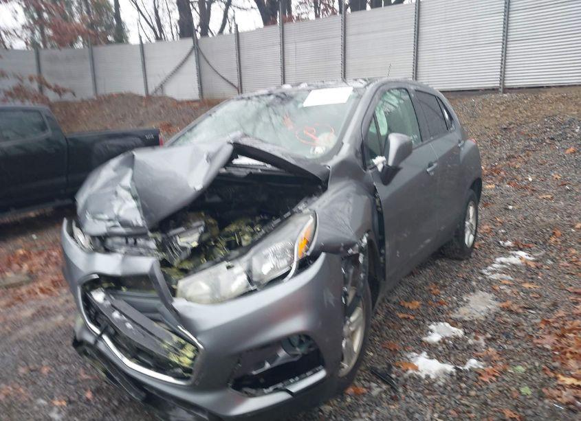 Photo 11 of 2020 Chevrolet Trax AWD LS (VIN 3GNCJNSB2LL268164)