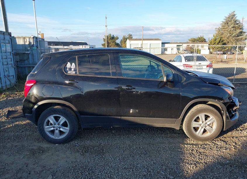 Photo 13 of 2020 Chevrolet Trax AWD LS (VIN 3GNCJNSB2LL322725)