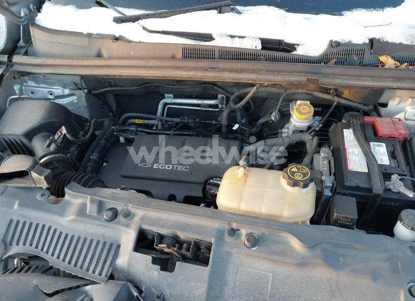 Photo 10 of 2016 Chevrolet Trax 1LS (VIN 3GNCJNSB3GL139324)