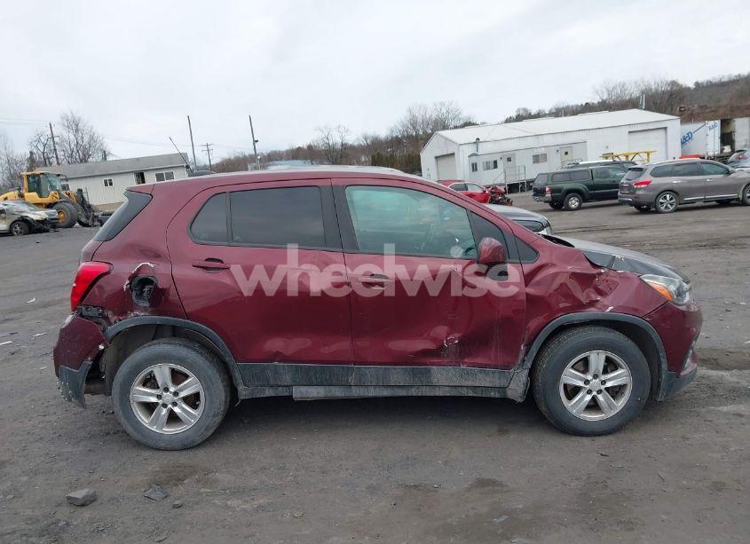 Photo 13 of 2017 Chevrolet Trax LS (VIN 3GNCJNSB3HL170235)