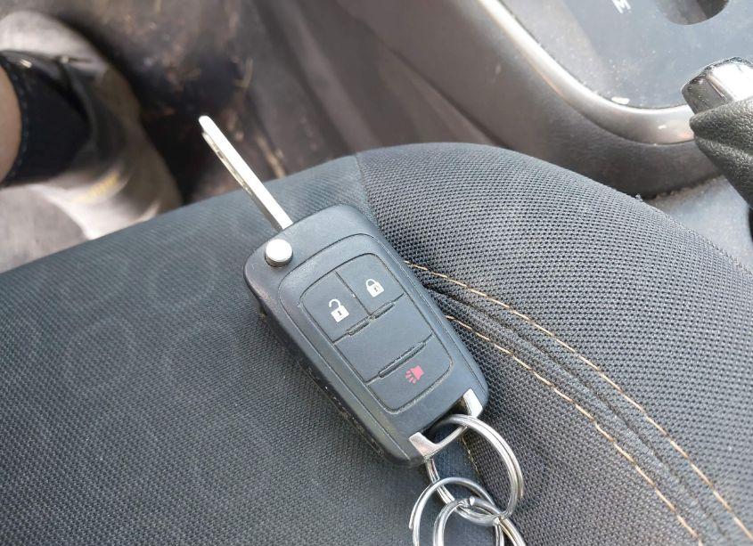 Photo 11 of 2018 Chevrolet Trax LS (VIN 3GNCJNSB3JL301668)