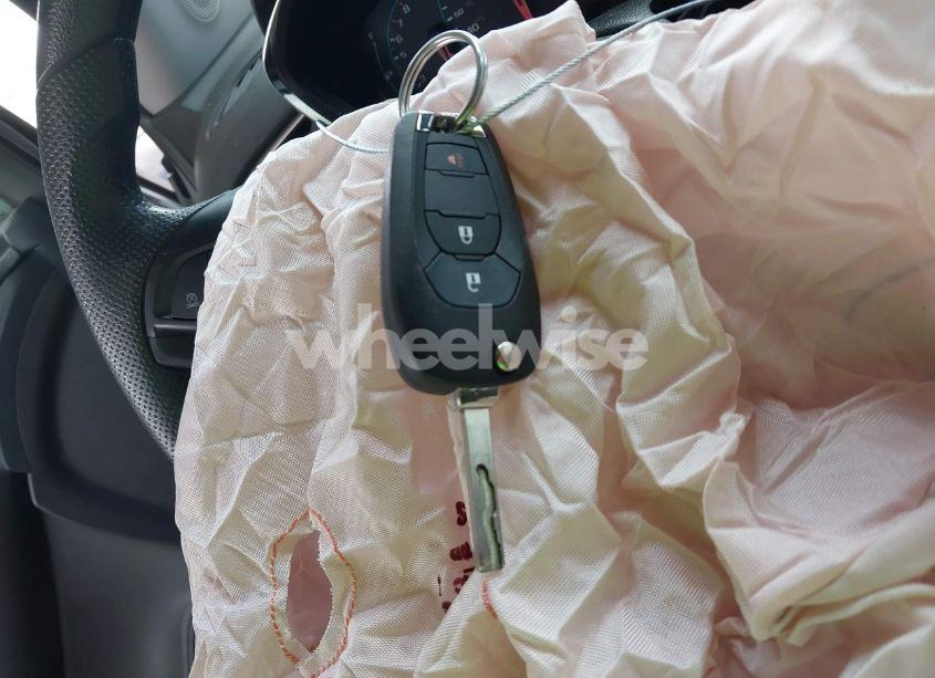 Photo 11 of 2020 Chevrolet Trax AWD LS (VIN 3GNCJNSB3LL109850)