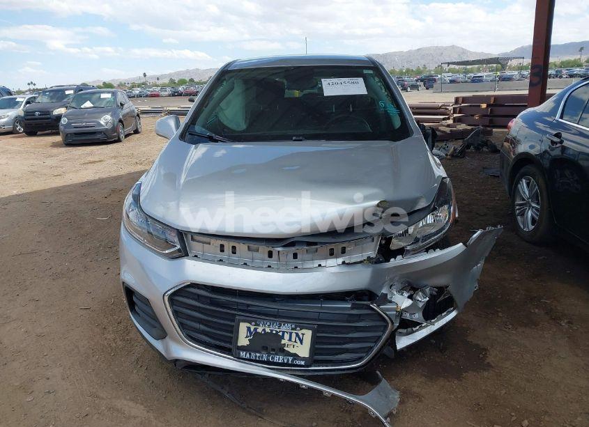 Photo 12 of 2020 Chevrolet Trax AWD LS (VIN 3GNCJNSB3LL109850)