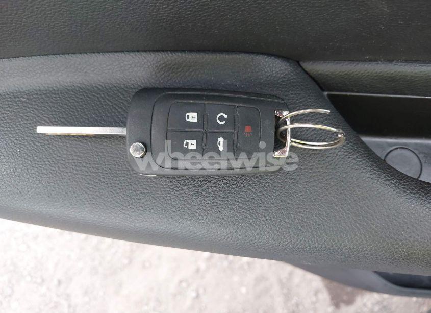 Photo 11 of 2020 Chevrolet Trax AWD LS (VIN 3GNCJNSB3LL160247)