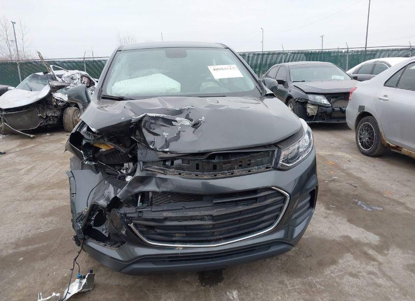 Photo 12 of 2020 Chevrolet Trax AWD LS (VIN 3GNCJNSB3LL259408)
