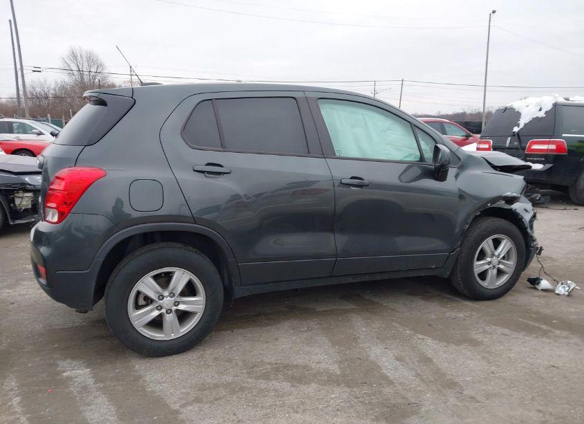 Photo 13 of 2020 Chevrolet Trax AWD LS (VIN 3GNCJNSB3LL259408)