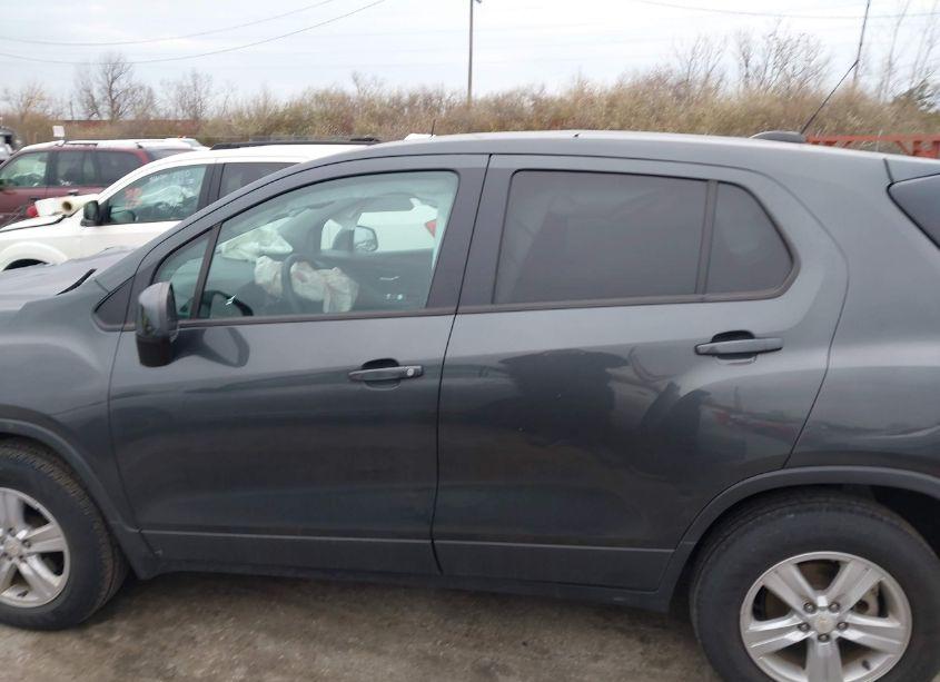 Photo 14 of 2020 Chevrolet Trax AWD LS (VIN 3GNCJNSB3LL259408)