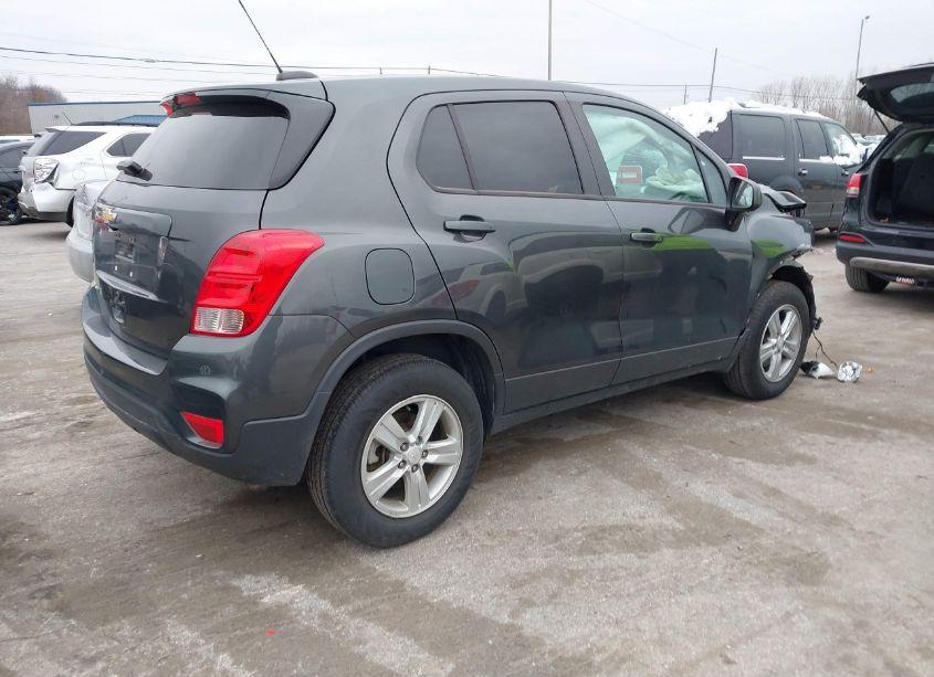 Photo 4 of 2020 Chevrolet Trax AWD LS (VIN 3GNCJNSB3LL259408)